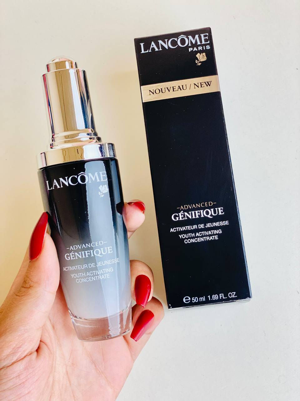 LANCOME
‏ADVANCED GENIFIQUE
سيروم أدفانسد جنيفيك لتجديد الشباب
السيروم الأيقوني لدينا لمكافحة علامات التقدم بالسن، الذي يتميز بتقنية علم الأحياء المجهري (الميكروب يوم)، لتسريع ترميم البشرة وإصلاحها للحصول على بشرة أقوى وأكثر شباباً.الفرنسي 
المنشا فرنسا الأصلي🇫🇷 
#الاصلي_100 
#للحجز_والاستفسار_دايركت 
#ستوريات + #بوست


**إذا كنت صاحب هذا الإعلان وتريد حذفه لأي سبب، رجاءا أرسل رسالة إلى الدعم الفني**