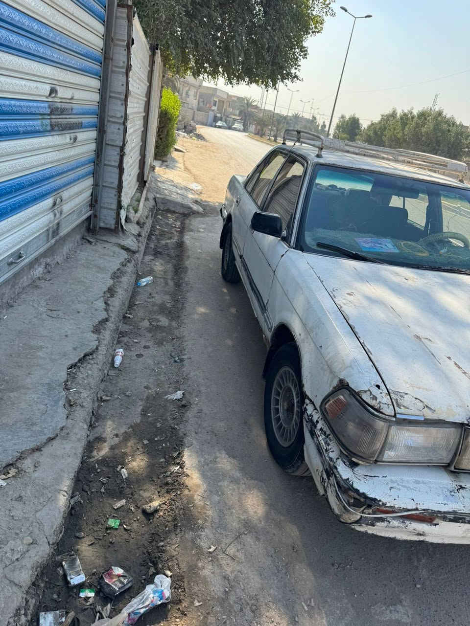 السلام عليكم سوبر سيدان ايسر بلادي للبيع العنوان بغداد الزعفرانيه معاها غراضت جاملغات عدد اثنين وبنيد ودعاميه امامي حاويه مازدات زوج وشاير امامي زوج مع الشباك بيبان صفحه اليمين الامامي والخلفي السعر 28 ورقه رقم الهاتف *********** رقم مشروع وطني سياره حاليا جاهزه محرك5M بلاد كير عادي
