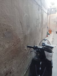 توجد السلام عليكم  توجد  نص قطعة خلفية للبيع  ٧٢ متر قطاع 20  تتكون من...