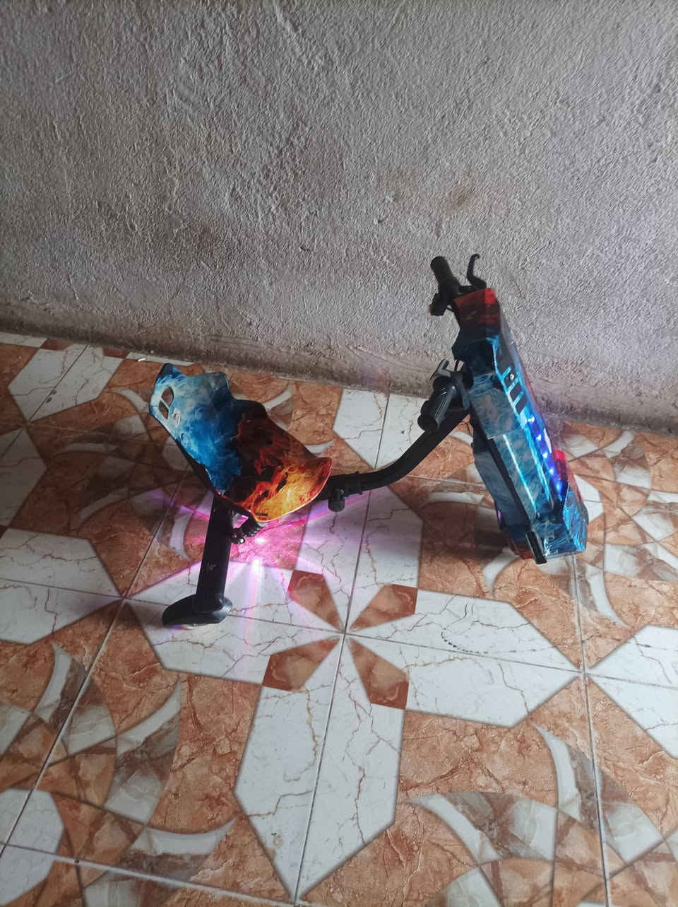 سكوتر البيع جديد مثل ماوضح بل صوره سعر خاص


**إذا كنت صاحب هذا الإعلان وتريد حذفه لأي سبب، رجاءا أرسل رسالة إلى الدعم الفني**