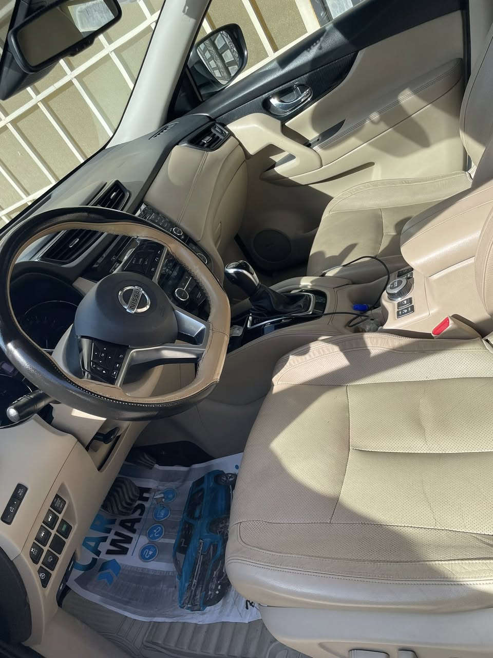 نيسان اكس تريل اعلى مواصفات كاميرات محيطيه ٣٦٠ درجه جنطه كهرباء رادارات جانبيه تدفئه وتبريد كشنات فور ويل لإيتات تدور ويا الستيرن حساسات محيطيه لون زيتوني غامق السياره باختصار اعلى مواصفات رقم  اربيل ماشيه ٩٨ ألف كيلومتر سونارها مرفق ويا الصور مكان السياره بغداد السعر ١٨٨ 
موبايل 
***********
