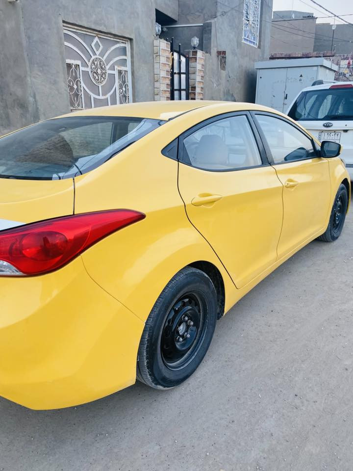 السلام عليكم النتر 2013خليجي 108
سياره جاهزه من كلشي حداديه اماميه خليفه حلوه سياره احله من صوره مكينه وكير مكفولات دوش لمرغوب دخلها بيجي  رقم قادسيه بيها شبر بل بنيد عل بارد وباقي كفاله عارضها 108مكان الدوانيه 

***********
