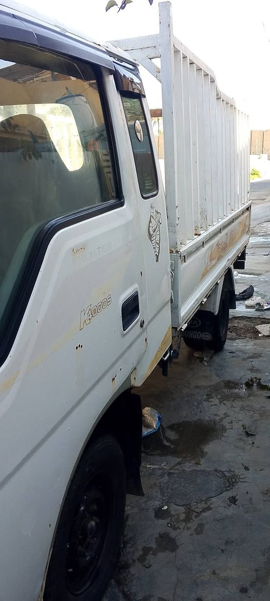 سلام عليكم كيه فونتيره ٩٨ رقم صلاح الدين محرك كير اكسل شاصي مكفول سعر ٤٨ وبيه مجال ***********
