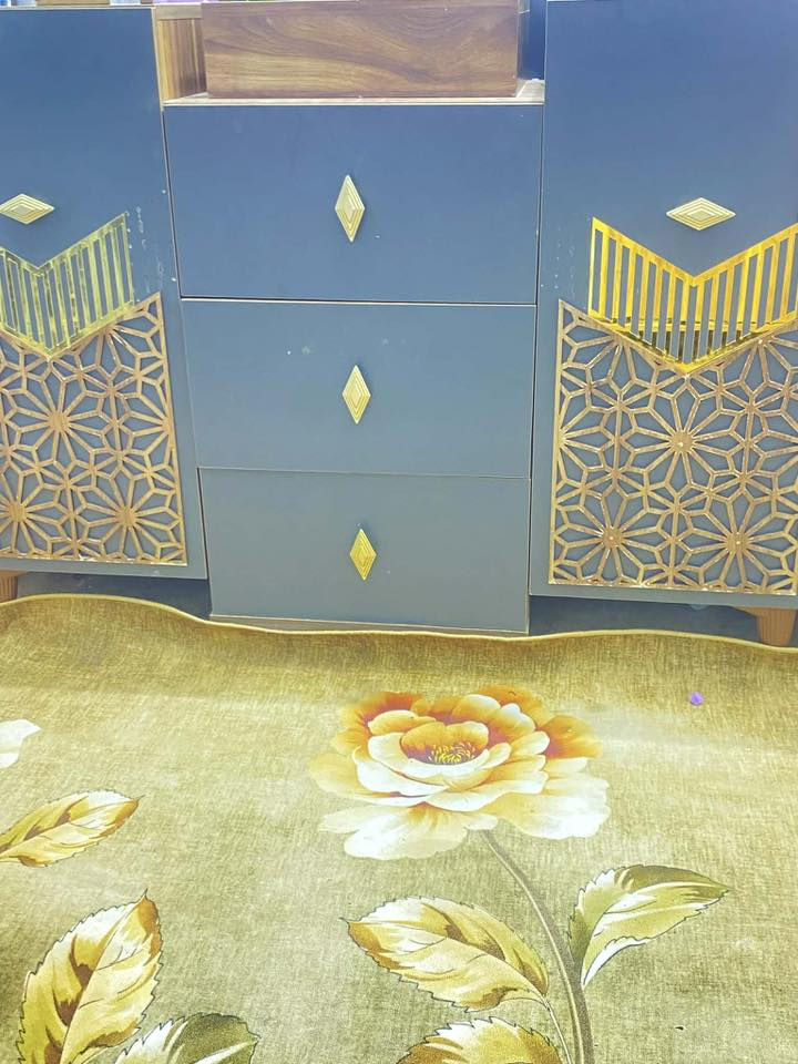 غرفة نوم للبيع 600 مع المجال للاستفسار الاتصال على رقم ***********
