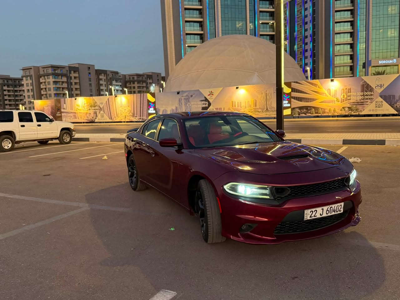 جارجر xst plus فول مواصفات 2019
السياره فول للاخير 
كشنات تدفئه تبريد 
ذاكره مقاعد
كرسي كهربائي 
فتحه سقف 
6 سلندر
ماشيه 125 الف ميل 
رقم شمالي 
السعر 19.500$ 
للاستفسار : ***********
