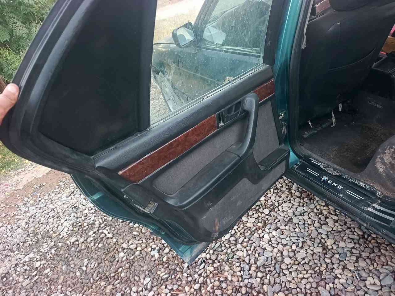 بي ام 735 جاهزه كير محرك صدر داخل نضيف خارجه حلو كهربائيات كله شقاله مسجله ما اندل صاحبه مكفوله بيع سريع 13 ورقه الاتصال ***********
