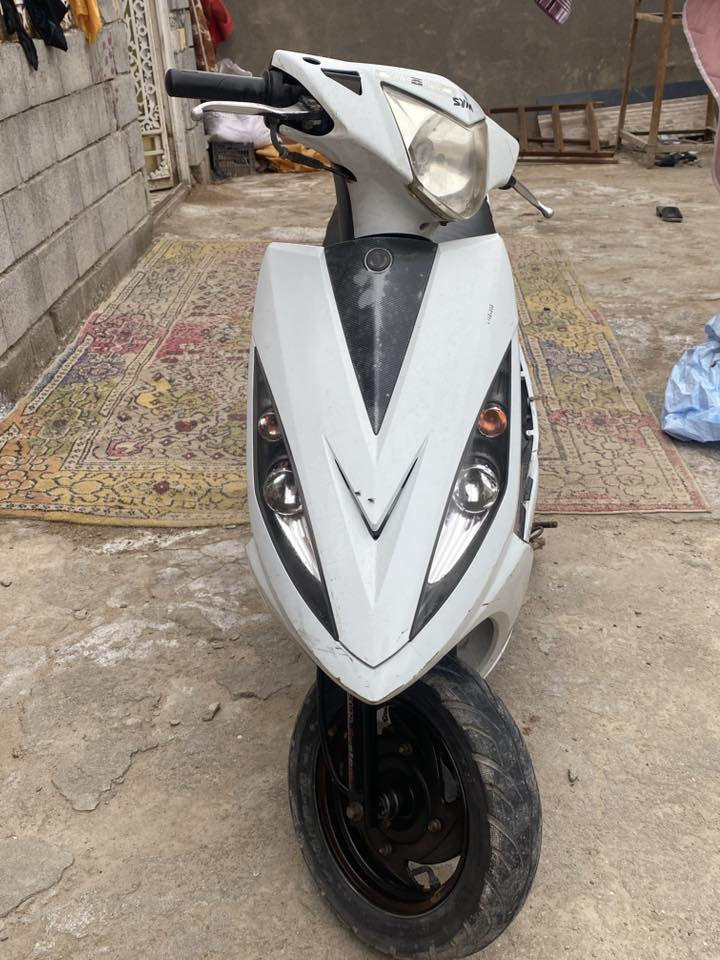 دراجة ماكس تايوان مفتوحه دراجه نظيفه عينه الكترونيه سرعه تنطي 110 مختمه من جميع الجهات دراجه على ايدي شتريتها من الوكيل حاويه واستخدامي بيها قليل اصعد للدوام 15 تبقى ما تطلع يعني ما متعوبه الشراي يتصل مكاني البصرة قضاء الدير سعر 400 
رقم الهاتف***********
