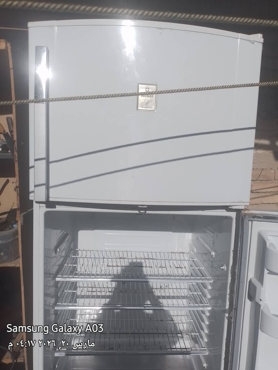 ثلاجه نوبل  ١٠  قدم شغاله مثل مابالصور مامبين بالصور  الاتصال على رقم موبايل  ***********
