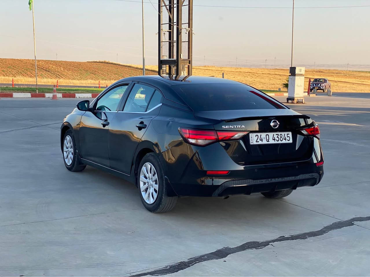 سلام الله عليكم ورحمته وبركاته
للبيع ✨

🚗 نيسان سنترا (Nissan Sentra)

 الموديل: 2023

 الصبغ: 4 قطع صبغ

 الماشية: 21 ألف ميل

 السعر: 115 ورقة ($11,500) وبيها مجال للجادين

 رقم الشاصي: ⁠3N1AB8BV9PY273527⁠

السيارة نظيفة وجاهزة، وللإستفسار أو الاتصال (موبايل + واتساب)
📲 ***********
📍 موقع السيارة: عقرة أربيل, العراق

