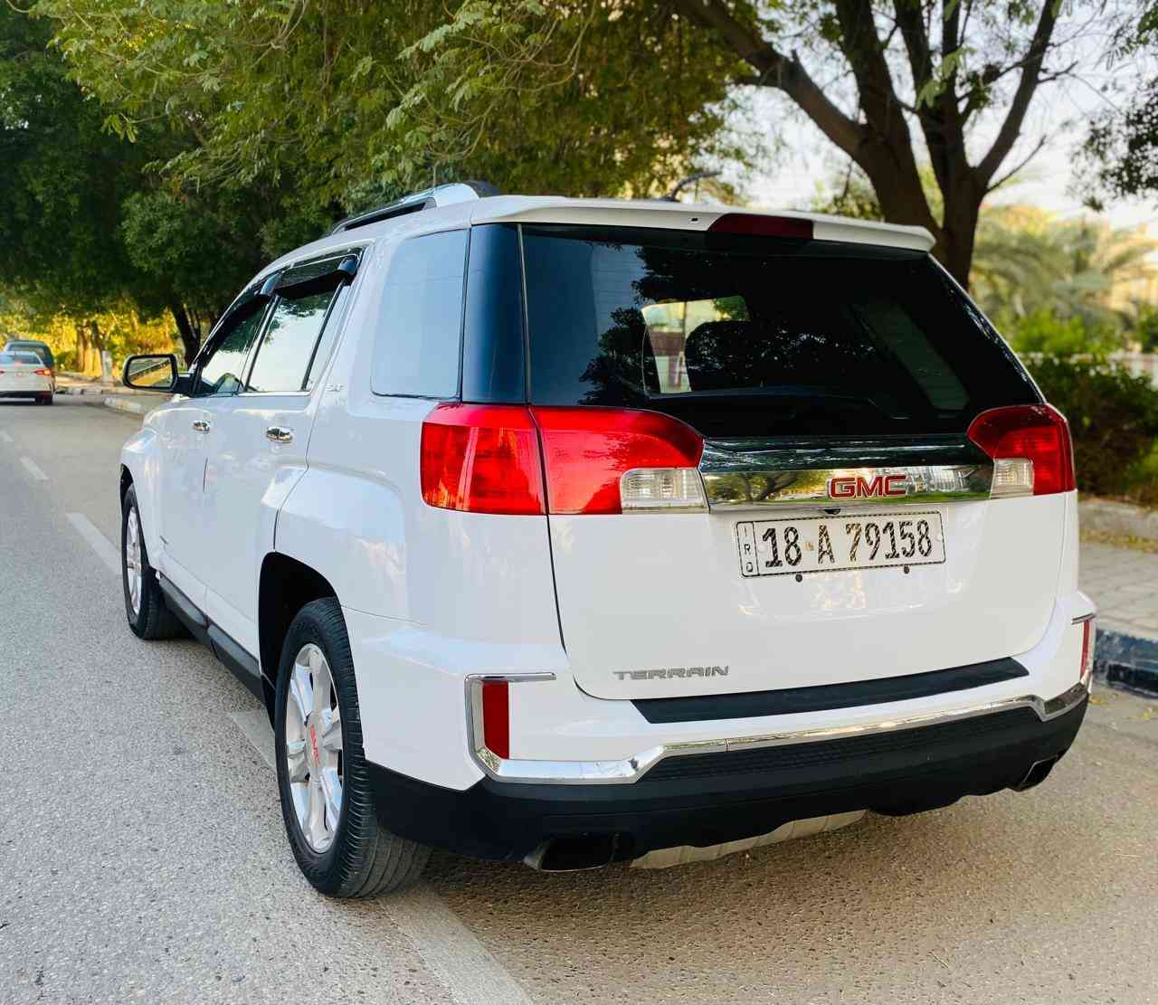 سلام عليكم للبيع جمسي تيران موديل 2016 السياره خليجي مكفولة كفاله عامه مكينه 6 سلندر وكير مكفولات حداديه تخم تاير تبريد ثلج تحكم ستيرن شاشه كامره حساسات شاير بل مري  ويل كب كروم رقم نكليزي عنوان كربلاء السعر 128 بيه مجال ***********
