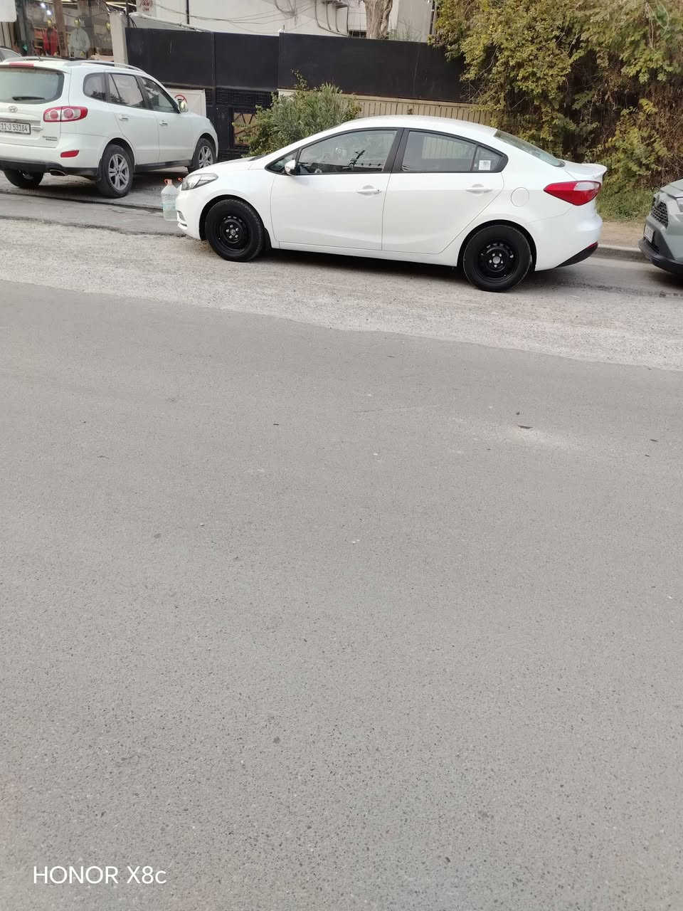 للبيع سيراتو2014خليجي سياره بلاديه وجاهزه.  السعر120   ) ***********
