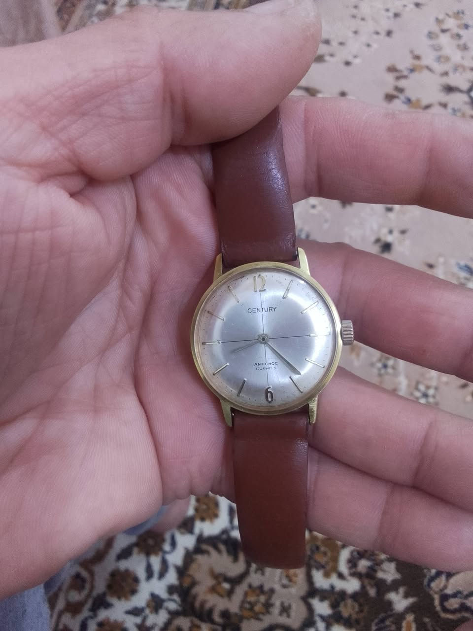 اللهم صل على محمد وال محمد الطيبين الطاهرين
سيناتور فنتج قديم تغليف ذهب نظافة ممتازة قطر 35 نصب تكويك نظام ميلين سعر 85 الف


**إذا كنت صاحب هذا الإعلان وتريد حذفه لأي سبب، رجاءا أرسل رسالة إلى الدعم الفني**