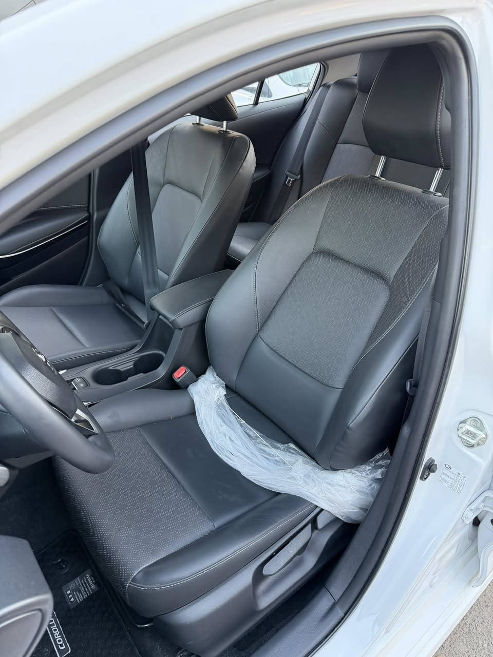 كورلا 2025 هايبرد
السلام عليكم كورلا هايبرد ماشية 4 الف 

مكفولة بعدها بحالة الوكالة 

داخل جلد اسود 

السعر 24 مليون 

***********
