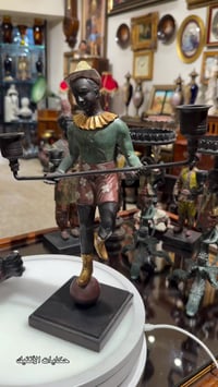 ️ مجموعة شمعدانات فنية – برونز أصلي 🕯️  مجموعة مميزة من الشمعدانات الم...