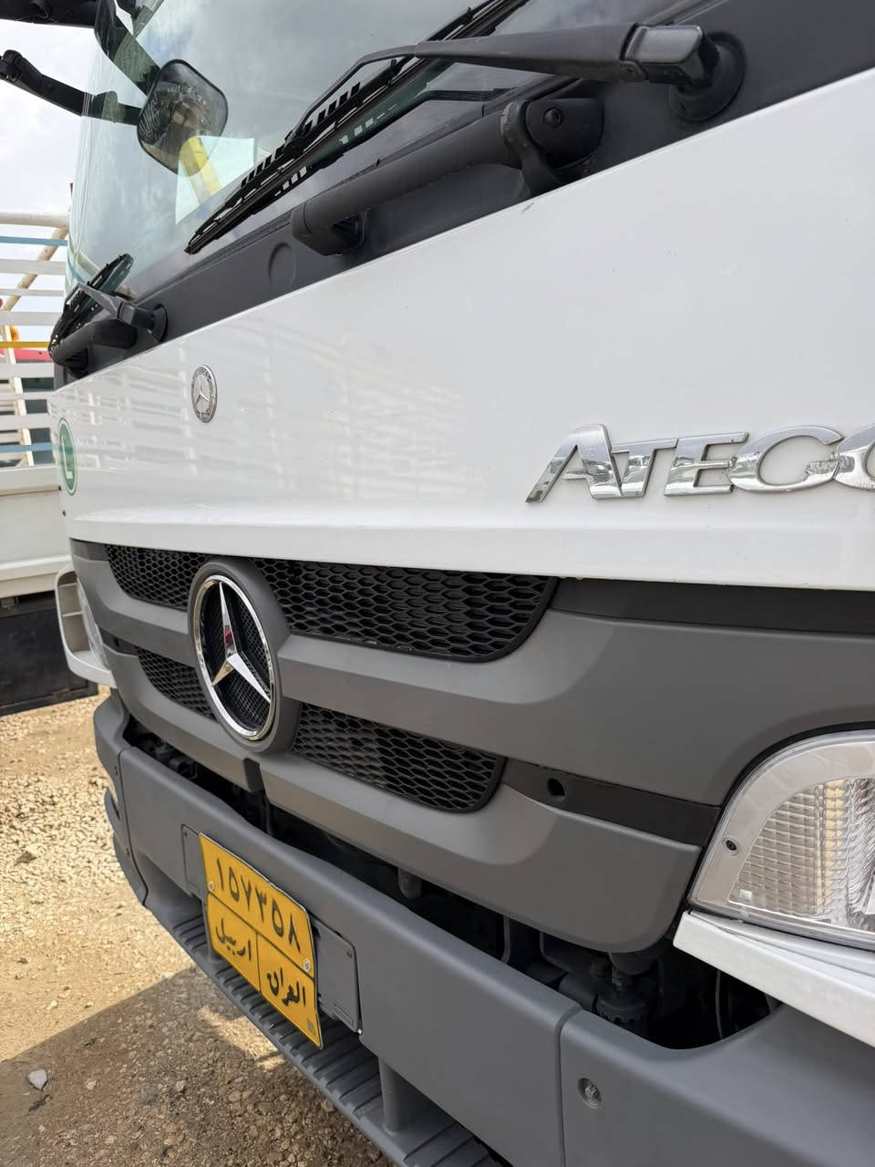 اتيكو موديل 2006 فول موصفات 
تحديد سرعه
هاف
تبريد بلادي
كفل اكسل 
خلفي جوبلس - امامي ورك
صوبه
حجم 1323
محرك 6 سلندر
طول 5 وربع
مسجل تنكر
العنوان السليمانيه
***********
