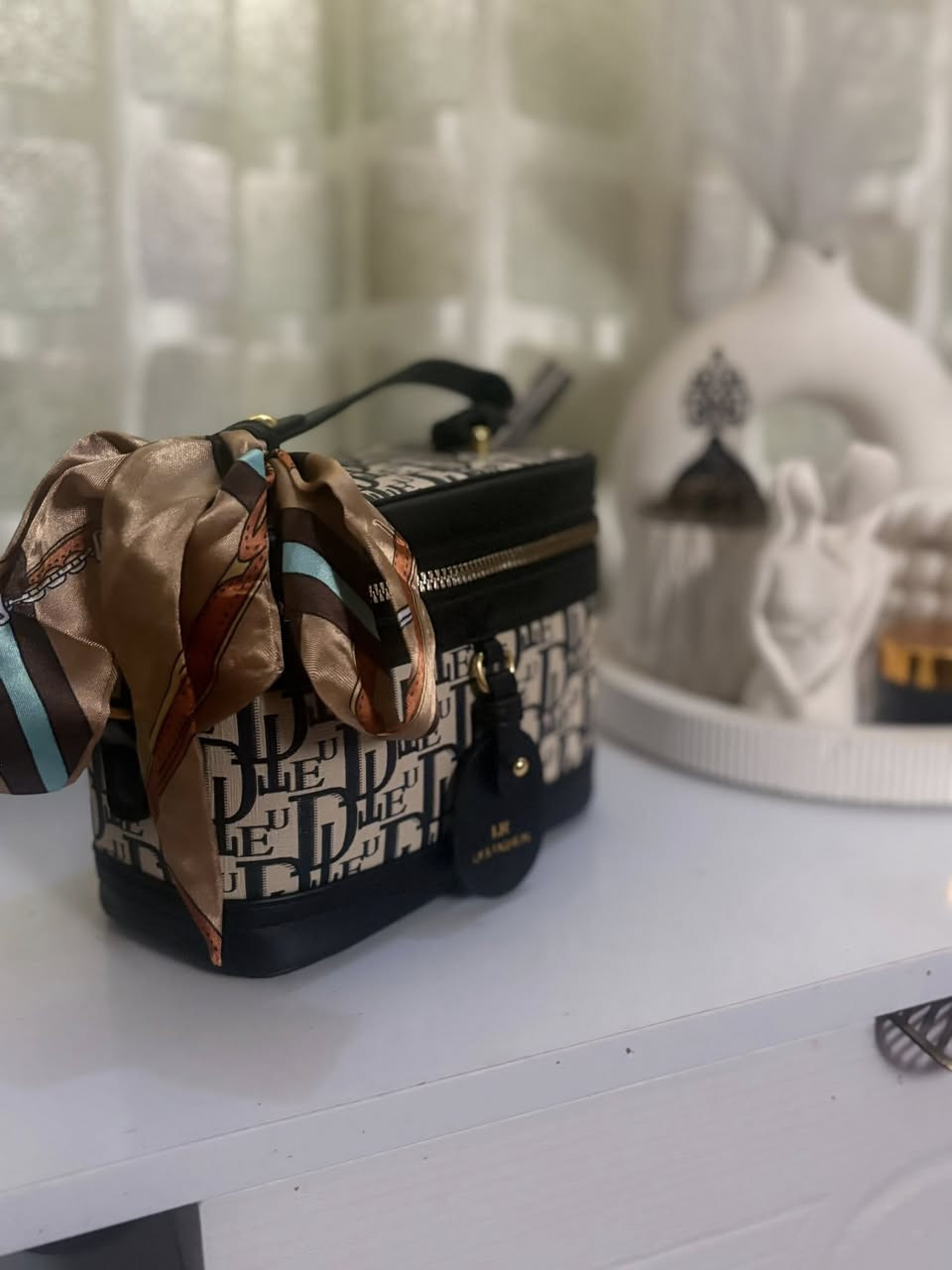 جنط ثنين ماركه هرمز و ديور لبيع وياهن جزدان جدد ماركه سارلوان  يموتن بلحقيقه


**إذا كنت صاحب هذا الإعلان وتريد حذفه لأي سبب، رجاءا أرسل رسالة إلى الدعم الفني**