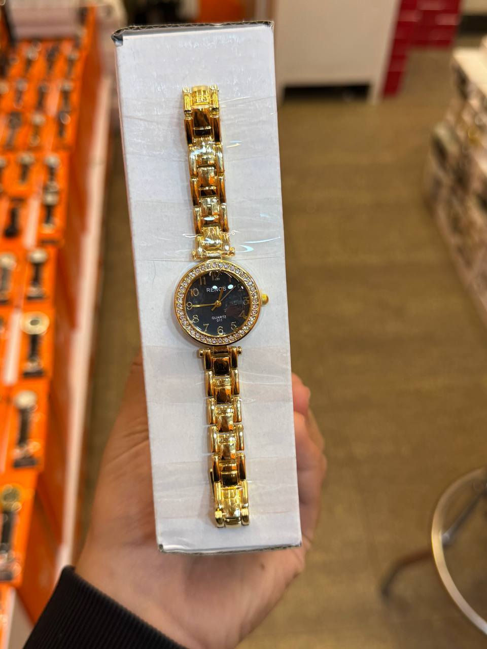 ساعات نسائيه انيقه
تصميم عصري وجودة ممتازه
متوفرة بعدة الوان وبسعر مناسب
#ساعات-نسائ
#ستايل-موضه
#ازياء-ساعات


**إذا كنت صاحب هذا الإعلان وتريد حذفه لأي سبب، رجاءا أرسل رسالة إلى الدعم الفني**