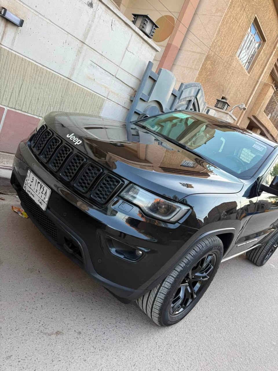 السلام عليكم جيب موديل ١٧ خليجيه فول مواصفات بانوراما كشنات جلد كهرباء امامي خلفي تبريد تدفئه ستتم صوت دمام خلفي داخل بيجي كروس شفتات بلستيرن حساس امامي خلفي توقف ذاتي رادار جانبي صندوك كهرباء ستيرن كهرباء خزن سياره فور ويل سياره مكفوله بيها فقط قبق جنطه برغي مفتوح بدون ضربه ولا بارد ولا صبغ سياره جاهزه ماشيه ١٢٠ مكانها بغداد الغدير مقابل شقق زيونه عارضها ب٢٠٠ وبيها مجال بسيط ***********
