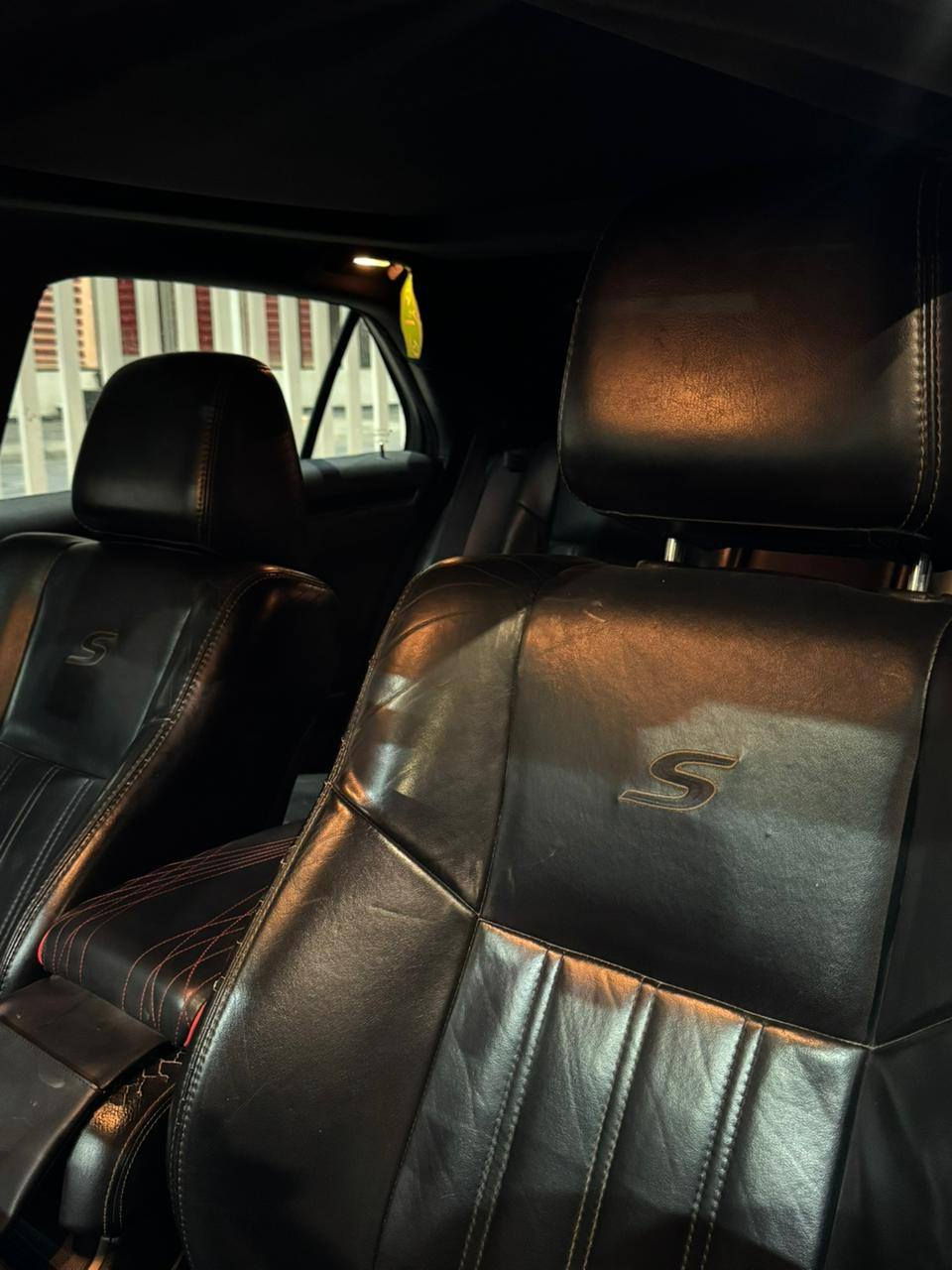 كرايزلر C300
موديل 2019 اصل مرمزه 2023
سياره نضيفه واحد على واحد فتحة بنوراما
ماشيه 270 الف km
رقم بصره
السعر 180 وبيه مجال
اللون فيلي
للأستفسار ***********
