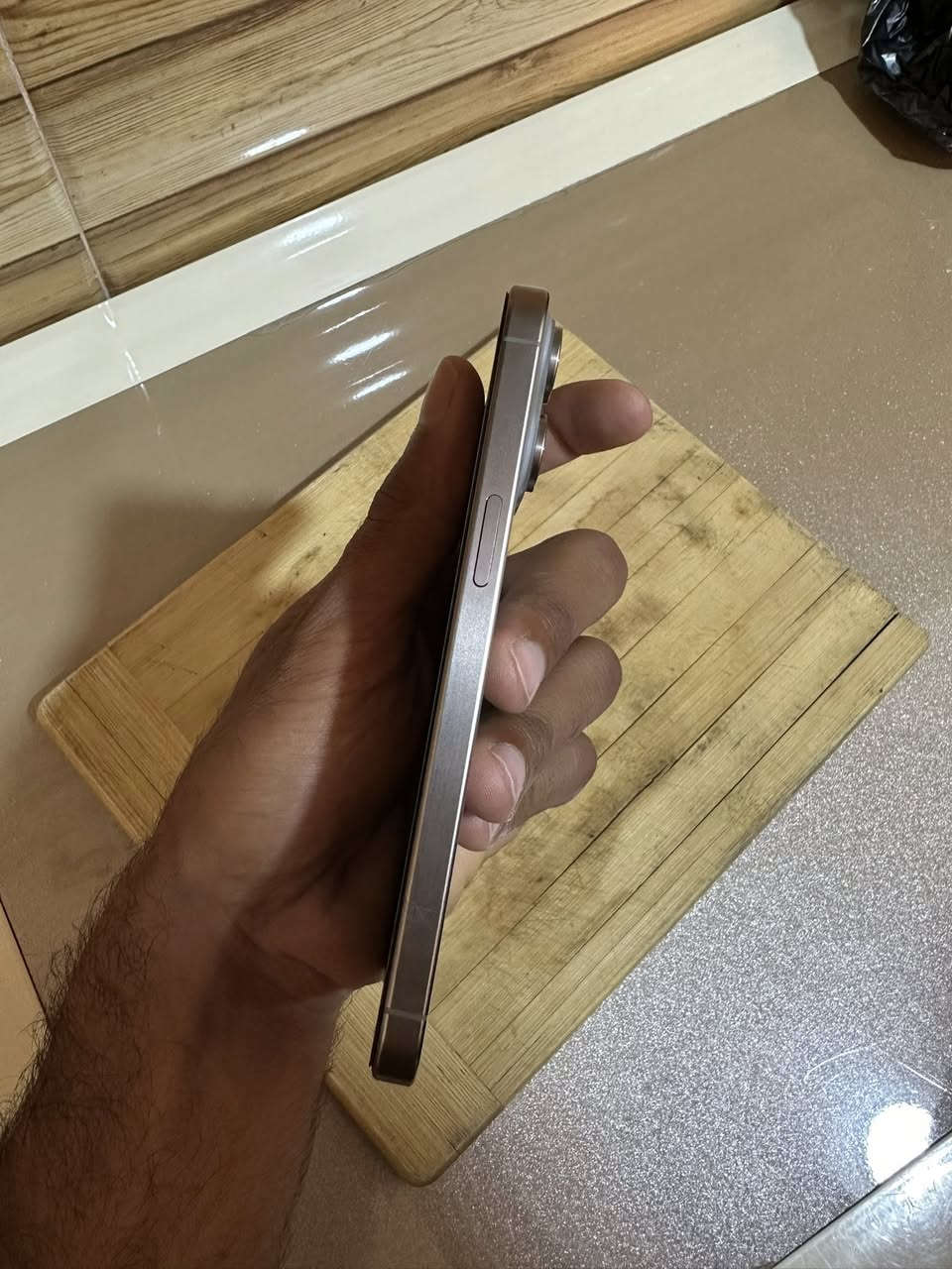 15 برو ماكس
مبدل بطاريه وكامره ابل 
سعر 825
مكان زعفرانيه

‭٠ ٧٧٠ ٨٠١ ٤٣٧٨‬

