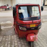 تكتك تي في اس موديل ١٩ نظافه فول سعر٣٨٥٠الف وبيها مجال لمكان ديالئ الخ...