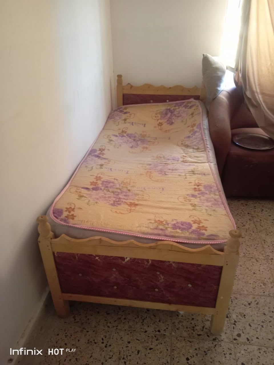 للبيع واتساب ***********
