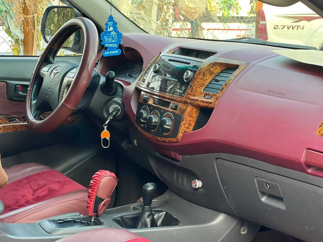 سلام عليكم فورويل 2014  كويتي كفاله عامه اتوماتيك فول مواصفات تحكم ستيرن  سياره جديده  تخم تاير حداديه مكينه ثبريد ثلج رقم ميسان سنويه مجدده مشروع وطني البيع او مراوس  سعر ٢٣٠ وبيه مجال 
لاتصال والاستفسار ***********
