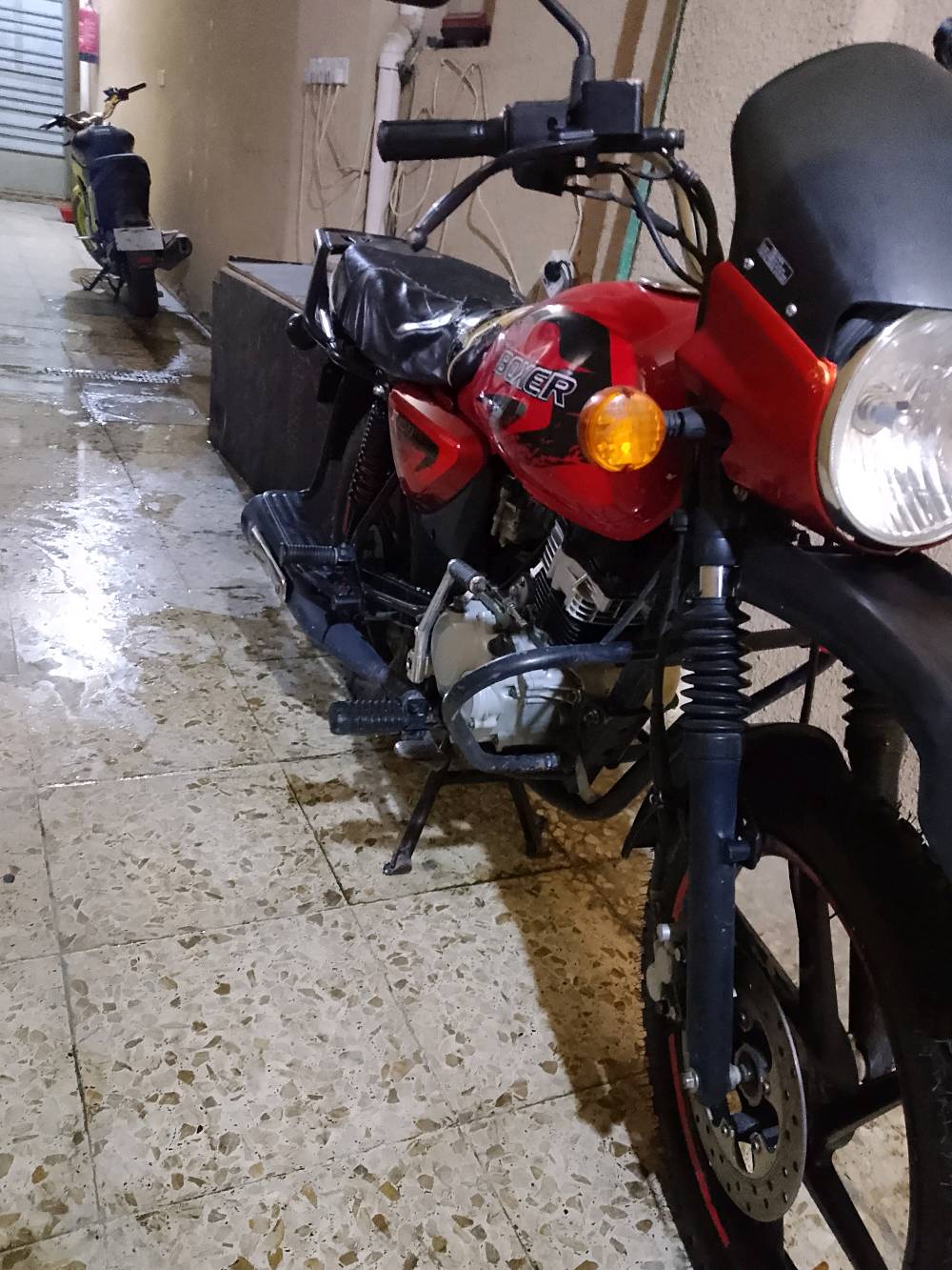دراجه بوكسر جبلي ٢٠٢١ بدون ارقام اوراق كامله دراجه كامله مال شغل سعره ٧٥٠ وبيها مجال حك الجيه عنواني بغداد الجديده