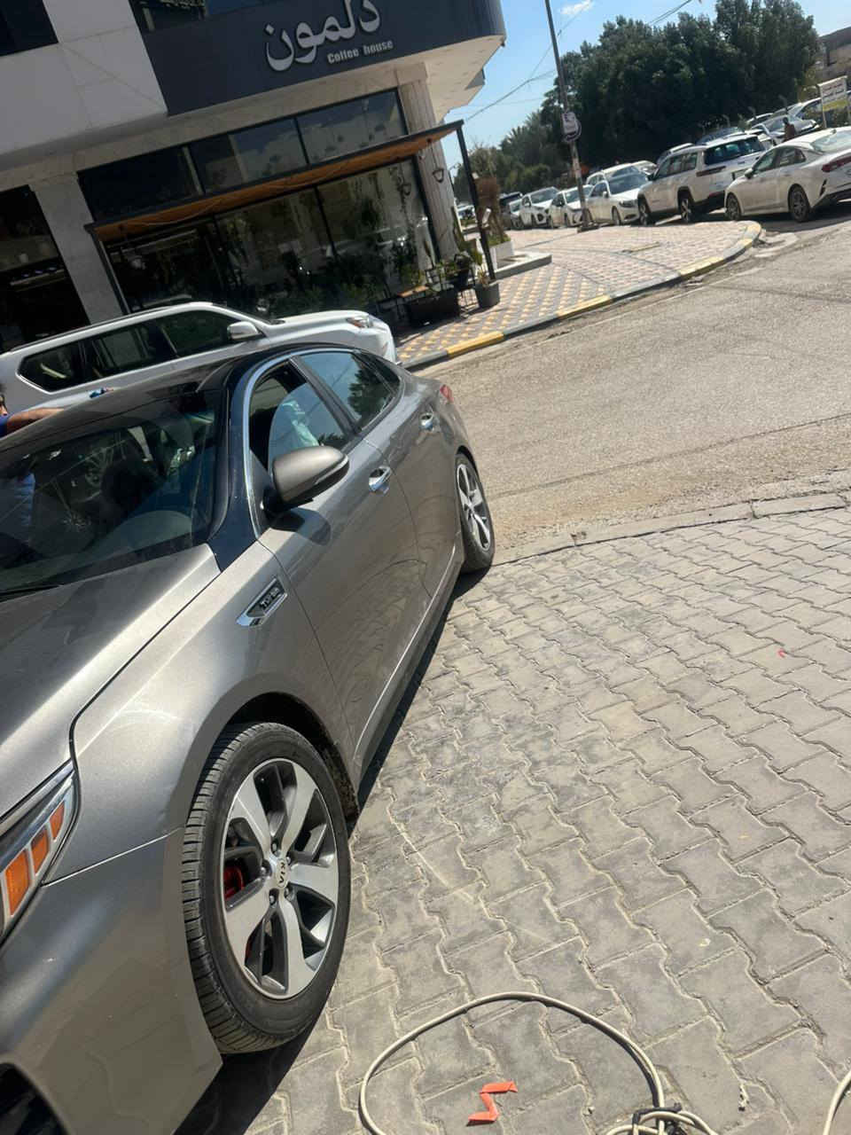 كيا اوبتيما (2016) 🤎🔥
فئة VIP فول مواصفات💯
***********
🚗 رقم بغداد الجديد
⚙️ محرك 2000 تيربو نشط
🔧 المحرك مكفول
🔩 الكير مكفول
🌞 بانوراما سقف كامل 3 طكات
🔑 بصمة أبواب وصندوق + حساس فتح عند الاقتراب
🏁 دركسيون رياضي حرف D + شفتات ستيرن
🪑 مقاعد كهرباء + تدفئة وتبريد أمامي + تدفئة خلفي
❄️ تبريد قطعتين
🎮 3 وضعيات قيادة (سبورت / إيكو / نورمال)
🅿️ هاند بريك بصمة + أوتو هولد
📱 أبل كار بلاي
🔊 نظام صوت هارمن كاردن
🔌 شاحن وايرلس
🪟 بردات تضليل خلفية بلادي + إضاءة داخلية
✨ ترحيب عند الاقتراب
🚨 رادار أمامي + تحديد مسار + مثبت سرعة
🪞 مرايا شفط
🛋️ مقاعد جلد
🔥 تدفئة ستيرن
📺 شاشة بيانو
💺 مقاعد خزن ميموري
🎛️ تحكم ستيرن جهتين + شاشة أعطال
✅ السيارة جاهزة
🔝 فول إلى الأخير
🛠️ الحادث: باب خلفي + جزء من الجاملغ (حادث الوارد) وبالعراق باب أمامي عكس السائق

📮 السـعـر  120 $

مكان تواجد السيارة: بغداد الدورة قرب كلية الفارابي
رقم صاحب السيارة: ***********
الصفحة مكلف بالنشر بغداد, العراق
