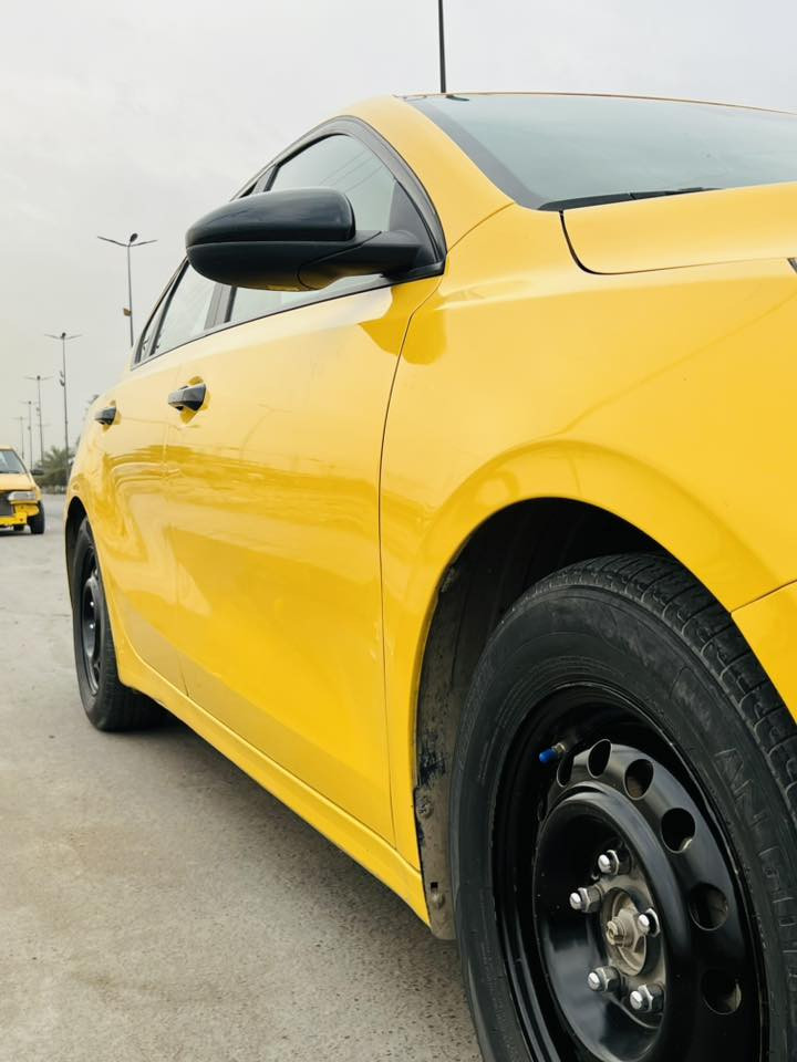 كيا فورتي وارد امريكي تكسي رقم أجرة موديل 2023
حادثهة تبديل بنيد فقط 

عداد المسافة 60ميل

السيارة خير من الله تخم تاير جاهزة من كلشي وصيانة عامة 

منضومة غاز ايطالي ٦٠لتر

رقم بغداد انكليزي ب اسمي 

عنوانهة بغداد 

السعر 135وبيهة مجال 

***********
