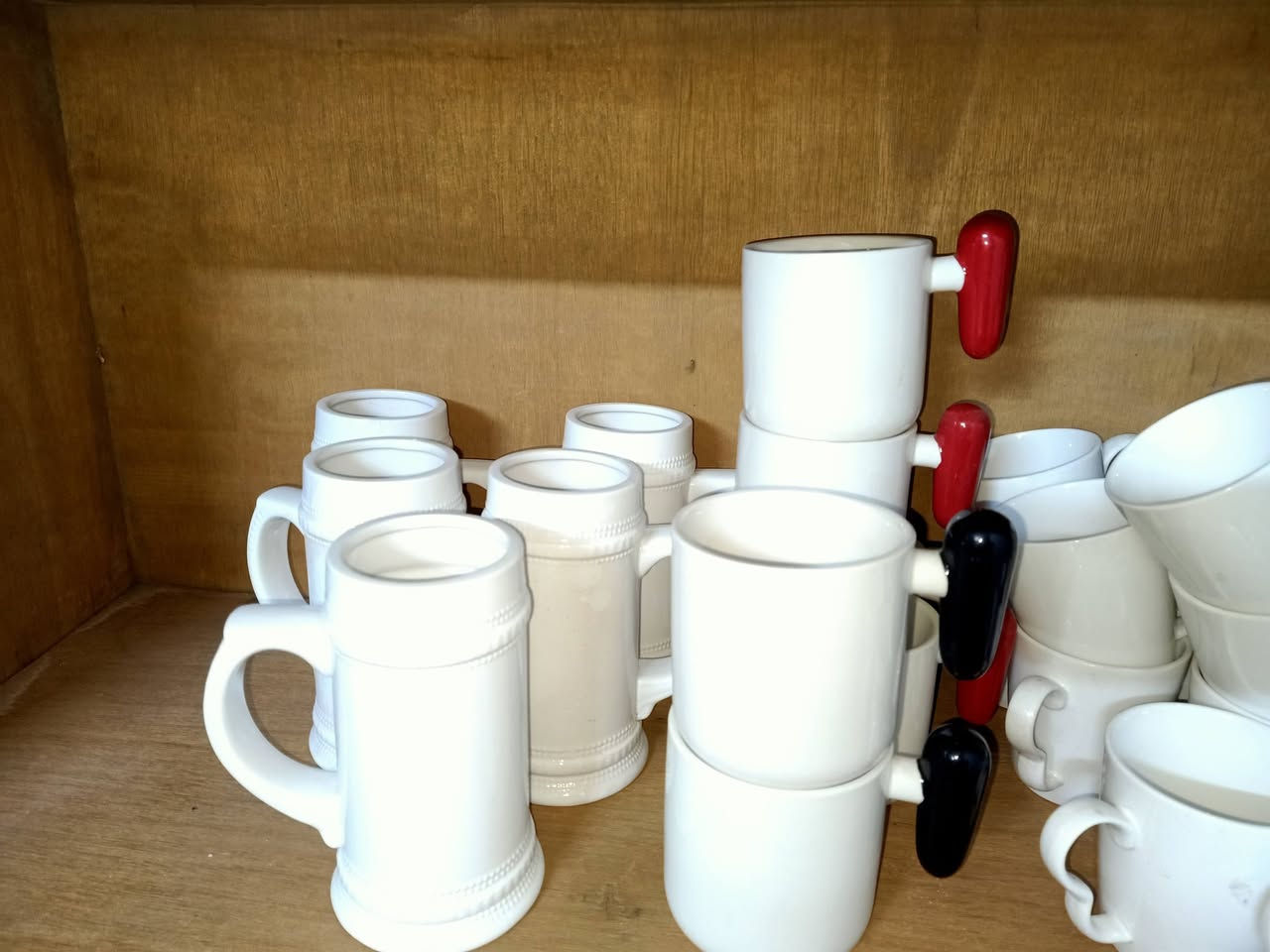 السلام عليكم 😎✋🏻
جمعة مباركة على الجميع 🙏🏻
متوفر  قوري فرفوري درجة اولى 🫖
ومتوفر ماعون حلاوة 🍮🍥
ومتوفر اكوابة اشكال واحجام مختلفة ☕🍻
.
..
.
.

الاسعار جوة السوك تفليش 🫡


**إذا كنت صاحب هذا الإعلان وتريد حذفه لأي سبب، رجاءا أرسل رسالة إلى الدعم الفني**