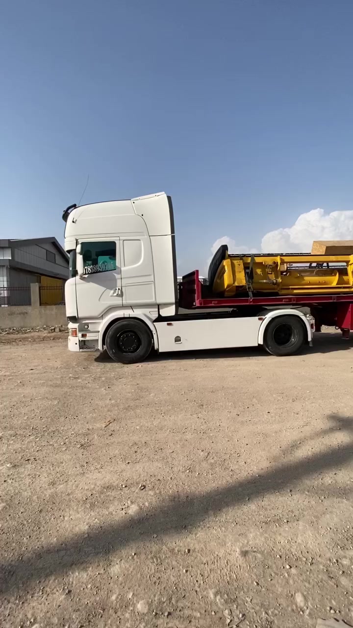 لودر لنقل الآليات و المعدات في كربلاء و جميع المحافظات من البصرة إلى دهوك موجود جميع احجام لودرات ***********
***********بي واتساب 
***********
