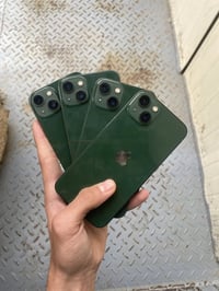 13عادي ذاكره 128 بطاريه 85 الى 93  اجهزه كفاله عامه ممبدل بين اي شي وت...