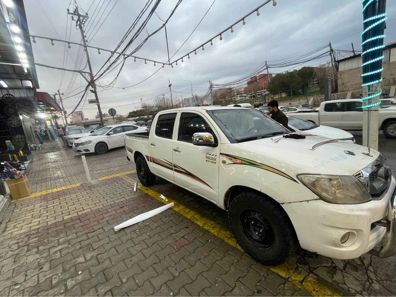 مه رزيا ٢ قطعه صبغ ره قه م و سه نه وى كه ڤن ٧ وه ره قه غرامه ل سه ره سيسته م غاز تركى موديل ٢٠٠٩ سعودى *********** دهوك, العراق
