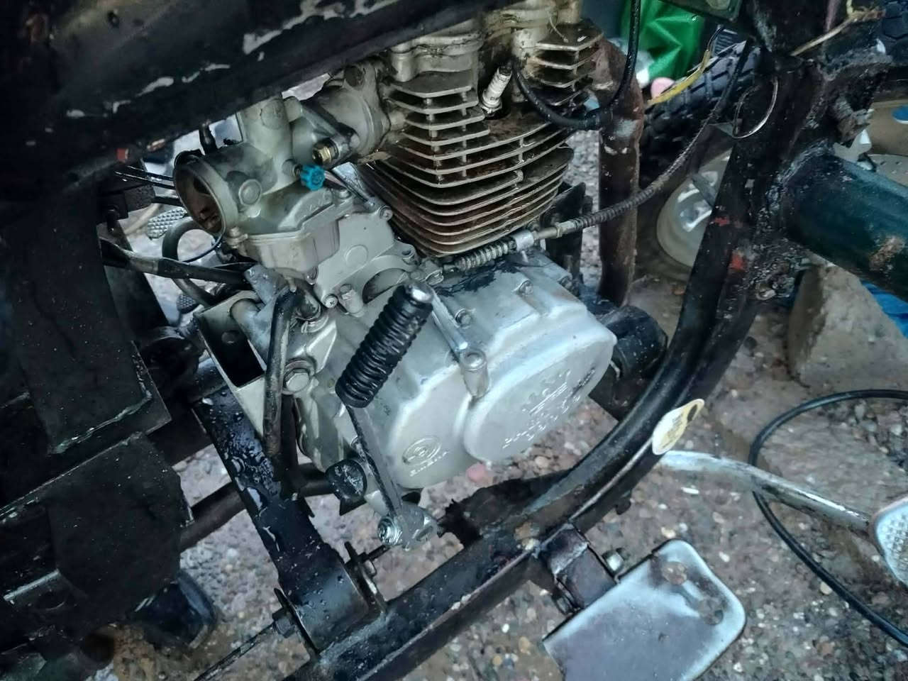 ستوته للبيع نضافة فول شاصي شرط محرك شرط كهربائية شقالة كلشي شقالة شرط النضافة السعر ٦٠٠ وبيهة مجال اتصل على الرقم. ***********
