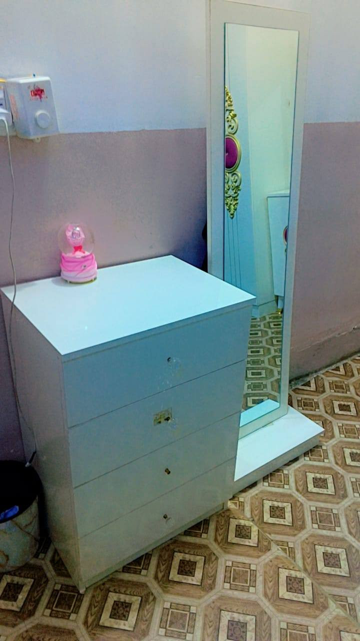 غرفة نوم اخت جديده 9قطع بسعر 750وبيهه مجال بسيط


**إذا كنت صاحب هذا الإعلان وتريد حذفه لأي سبب، رجاءا أرسل رسالة إلى الدعم الفني**