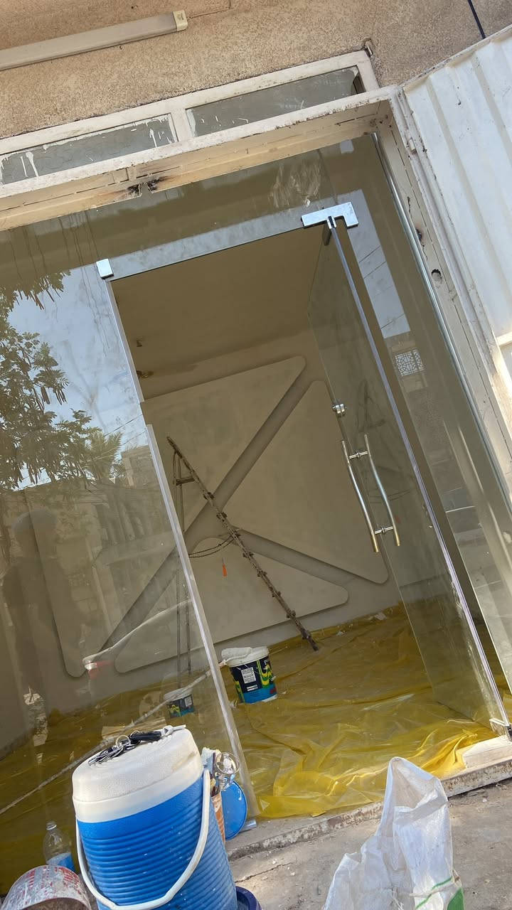 تم إنجاز ديكور مكتب عقارات الغني 🤍

رغم صِغر المساحة، اشتغلنا على تصميم أنيق ومرتب يعكس الرقي والاحترافية، مع اختيار ألوان هادئة وتفاصيل مدروسة تعطي إحساس بالفخامة بدون مبالغة.

النتيجة؟ مساحة صغيرة… بحضور كبير ✨

للتنفيذ والاستفسار، راسلونا على الخاص او
*********** وتساب

#ديكور #تصميم_داخلي #ديكور_مكاتب #لمسة_فخامة
