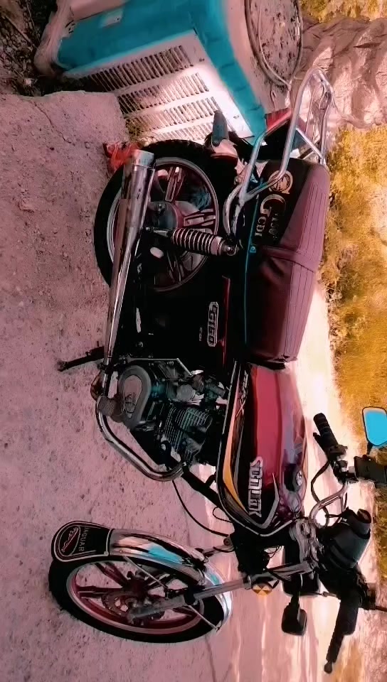 سلام عليكم سيفان للبيع موديل ٢٣ محرك مفتوح دراجه خير من الله كامله كهرباء من كلشي بس بيها نقص دشبول مكسور شويه وشاره اليسره السعر خاص


**إذا كنت صاحب هذا الإعلان وتريد حذفه لأي سبب، رجاءا أرسل رسالة إلى الدعم الفني**