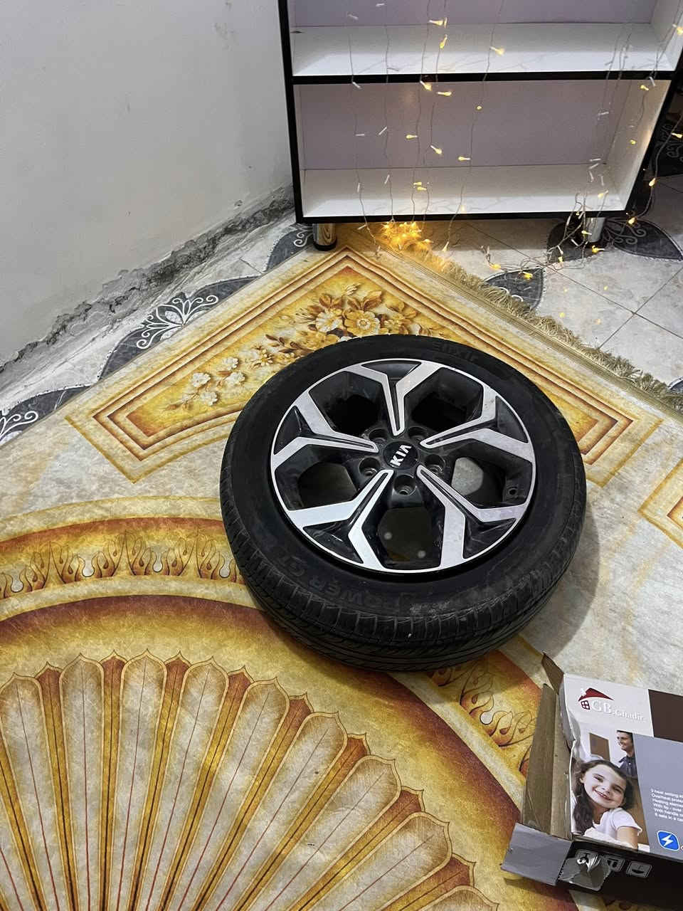 السلام عليكم عندي ٤جدد البيع تصل ***********
