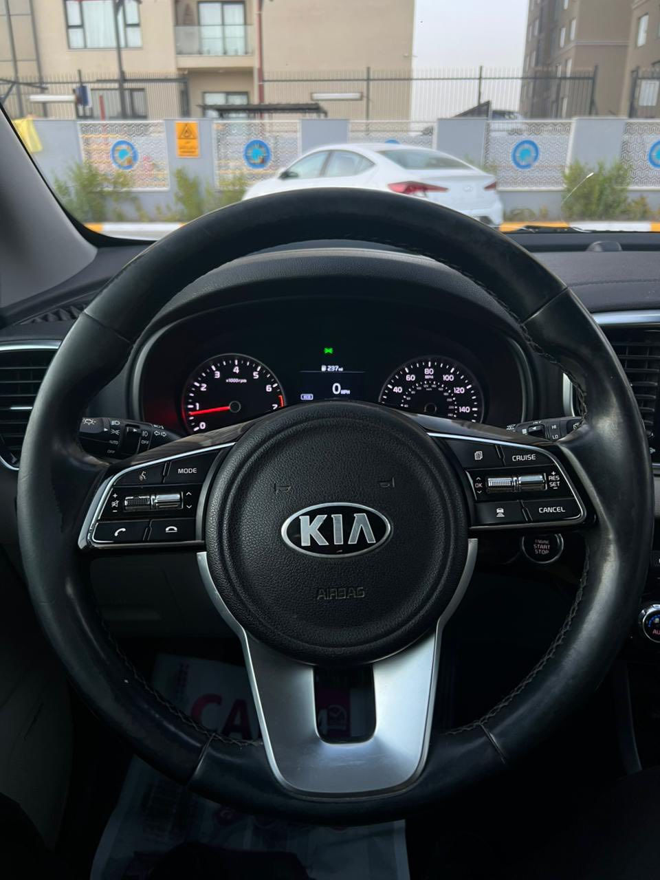 سبورتج 2021 الفول EX مواصفات بكد جي تي لان مرتين
حادث جاملغ وكصة بنيد 
ماشيه 51 الف ميل وقابل للزياده مكانها شهداء البياع  ارباك ستيرن وبردات فقط 
رقم بغداد مشروع وطني

السعر 193 ورقه 

*********** 

المواصفات
1بانوراما
2 بصمه ابواب وصندوق
3 جنطه كهرباء
4 شاشه كبيره تاب لمس
5لدات نهاري هيلوجين
6كراسي جلد
7كراسي كهرباء اثنينهن
8تحكمات فول 
9مرايه داخليه عاكسه للضوء 
10 ترحيب عند الاقتراب
11شاحن واير ليس
12هند بريك بصمه
13اوتو هولد
14 كاميرا دواره
15حساس امامي
16حساس خلفي
17 انضمة قيادة سبورت ايكو نورمل
18 ستيرن تدفئه 
19كشنات تدفئه وتبريد 
20 سستم صوت دمام هارمن حته بل دشبول وصندوك دمام
21 محرك 2400
22 جي بي اس 
23 تبريد قطعتين ثلج منفصل
24 حساس لايت واطارات
25شاشه صغيره لعرض لعطلات
26ويل كب 18 
27رادار امامي وكاميرا تحديد مسار
28 رادارات خلفيه نقطه عمياء
29 مري شفط واشاير مري

وبعد هواي مواصفات ماتحضرتي وبل عافيه عل مشتري واسف عل اطاله اضن كلشي واضح وكلشي مكتوب
