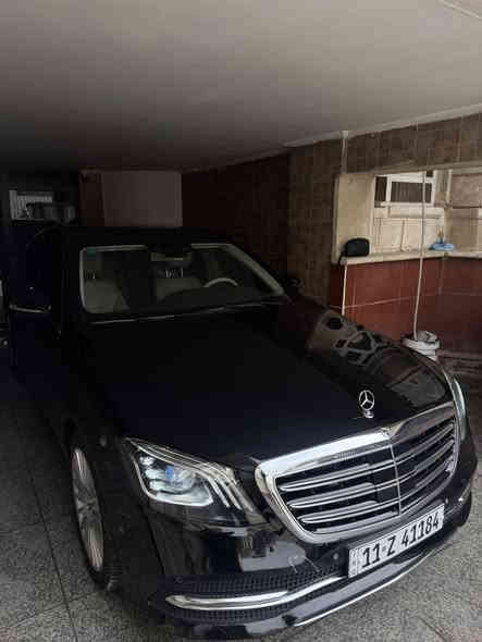 لعشاق الفخامة ( مارسيدس خليجي ) 
مارسدس / S560 محرك 8 سلندر توين تيربو , لارج باب طويل فول السياره 
موديل2020 
 ماشيه حقيقي (35ألف KM) 
لون اسود  مميز لون الداخل بيجي  
(السياره رقم بغداد) سنوية ب اسمي تنتهي سنة 2029 
السياره حلوه وكامله ومال جناي . 
مكانه بغداد السعر 725
***********
