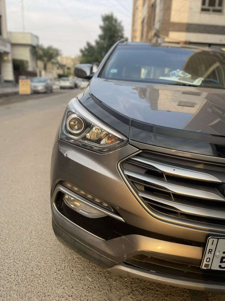 سنتافي ٢٠١٨
دفع رباعي
كامرة ٣٦٠ درجة خلفية
حساسات جانبية
مقاعد جلد تدفئة 
ناقل الحركة أوتوماتيك 
محرك 2400 
نظام سياقة عادي واقتصادي وسوبر 
ضربته الباب الأمامي عكس السايق داخل العراق
محرك مجفت 
ست سرعات
كير مكفول 
بنوراما 
قطعتين تبريد
نظام ملاحة وبلوتوث
مثبت سرعة 
نظام مراقبة النقاط العمياء 
مقاعد ٥ 
ماشية ١٨٣ كيلو
وارد أمريكي كلين ضربته بلعراق  
  رقم صاحب السياره.    ***********
