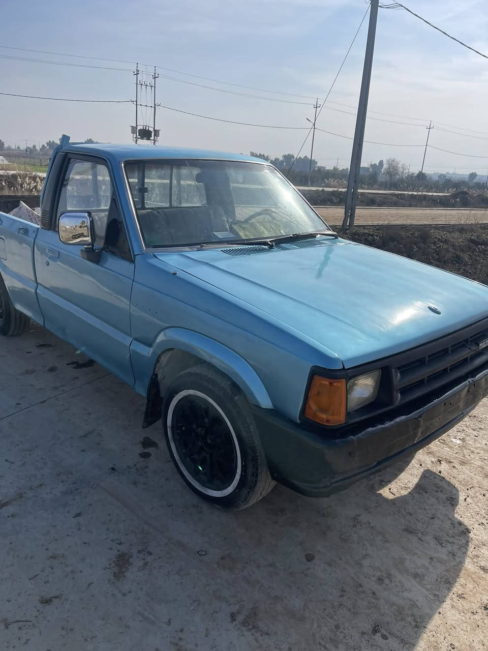 بيكب مزده موديل ١٩٩١ مصبوغ عام جديد الصدر دبلات كلو جديد محرك معمر جديد قبل يومين محرك 3واي ٨٥ تيوت 
شاصي شرط لاكسر ولا كصه سياره مرتبه كامل السعد ٢٩ كربون بانزين بي شرط تحويل 
***********
***********
مكان السياره رشديه
