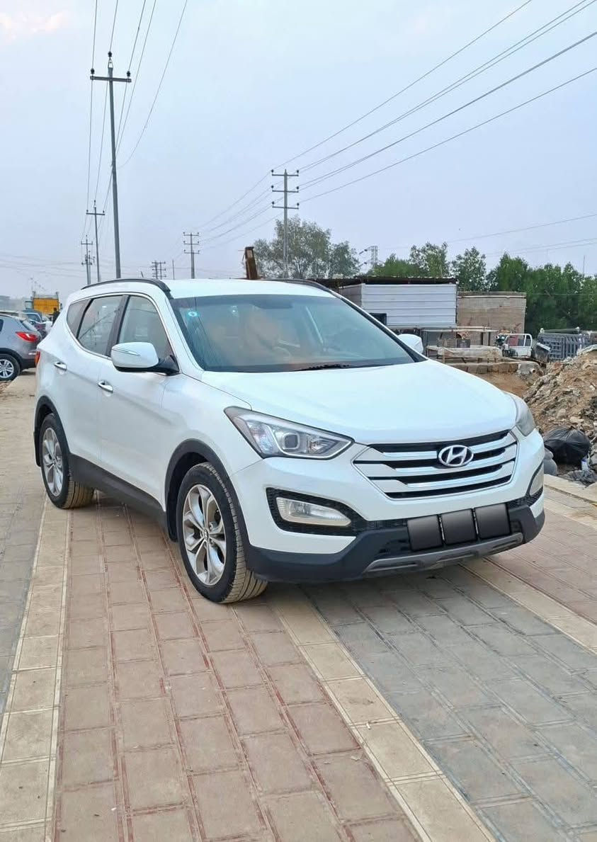 سلام عليكم سنتافي 2014 بيه فقط شبر صبغ بالجاملغ الامامي والبنيد انفتح والسيارة تمشي فقط النرماده مصلحة والباقي مكفولة مكينة 6 السيارة حلوه وجاهزة السعر185 مكاني بصرة زبير الاتصال ***********
