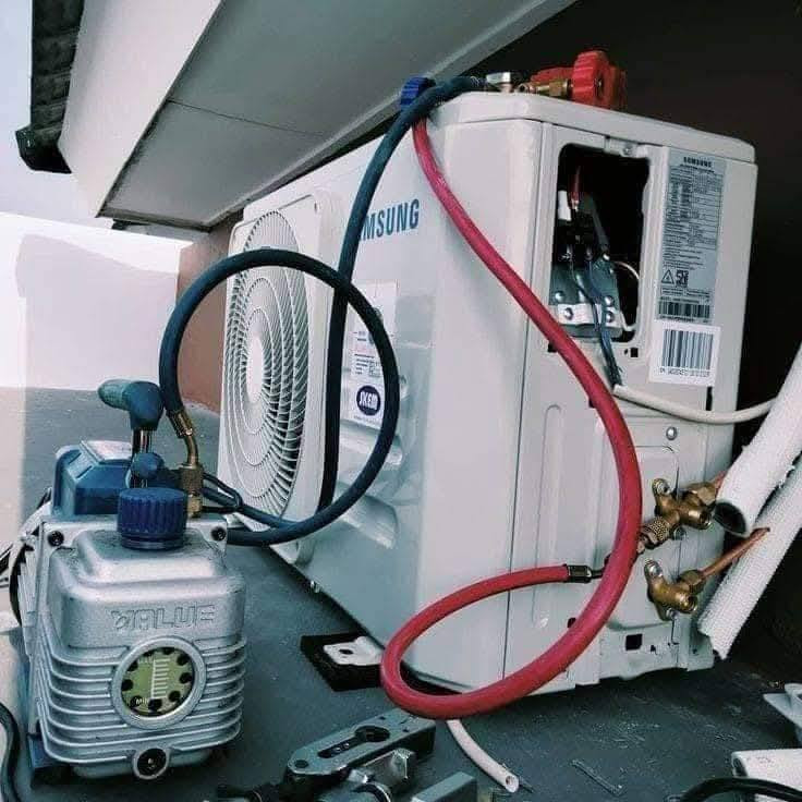 جزء من اعمالنا 
❄️🔧 خدمات ملك التبريد 🔧❄️
صيانه الثلاجات و والمجدمدات موقعيا 
نصب ❄️صيانة❄️ غسل ❄️ جميع السبالت والمكيفات
وغسل بشكل احترافي ودقيق 
نصلكم في جميع مناطق كربلاء
_______________________________________

📌 شعارنا /الضمان بالعمل والالتزام بالموعد 
_______________________________________
🏔️خلي صيفك ثلج🏔️ 
كادر فني ممتاز وسرعة في الانجاز ✅
تجهيز كافة أنواع السبالت ✅
نصب كافة أنواع السبالت وصيانتها وأدامتها ✅
والثلاجات والعارضات والمكيفات وكافه اجهزه التبريد✅
وتاسيس البنيايات بالانابيب بعمل هندسي✅
ضمان حقيقي في العمل والصيانة ✅
تجهيز كافة مواد التبريد ✅
شحن غاز ✅
اتصل ونجيك لباب البيت 🏠
للاستفسار الاتصال او المراسلة 
*********** واتساب 
***********
                       نصب+صيانة + غسل موقعي 
                             ادامة السبالت بأنواعها 
              متواجدون على مدار الساعة صباحا ومساءا 
                          نعمل في كل احياء كربلاء 
                             نعمل بكل دقه بالعمل
LG, TOSOT, ALHAFDH, DENGA, GREE, SHONAK, TCL, KELON , Wadi , Samsong , Mateen.... 🔧🔩⚙️
يوجد خصم للعوائل المتعففه
 الفحص فقط  (10)
💲نشتري جميع انواع السبالت العاطلة
