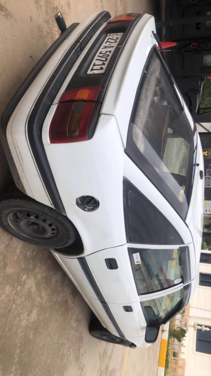 اوبل فكترا جنطه حجم 20موديل 1991 سنويه جديده بيهه كوبون نزين شاشه لمس قفل مركزي صبغ عام للجمالي فقط  كهربائيات كلهه شغاله فتحت سقف شغاله  رقم صاحب السياره *********** كركوك, العراق
