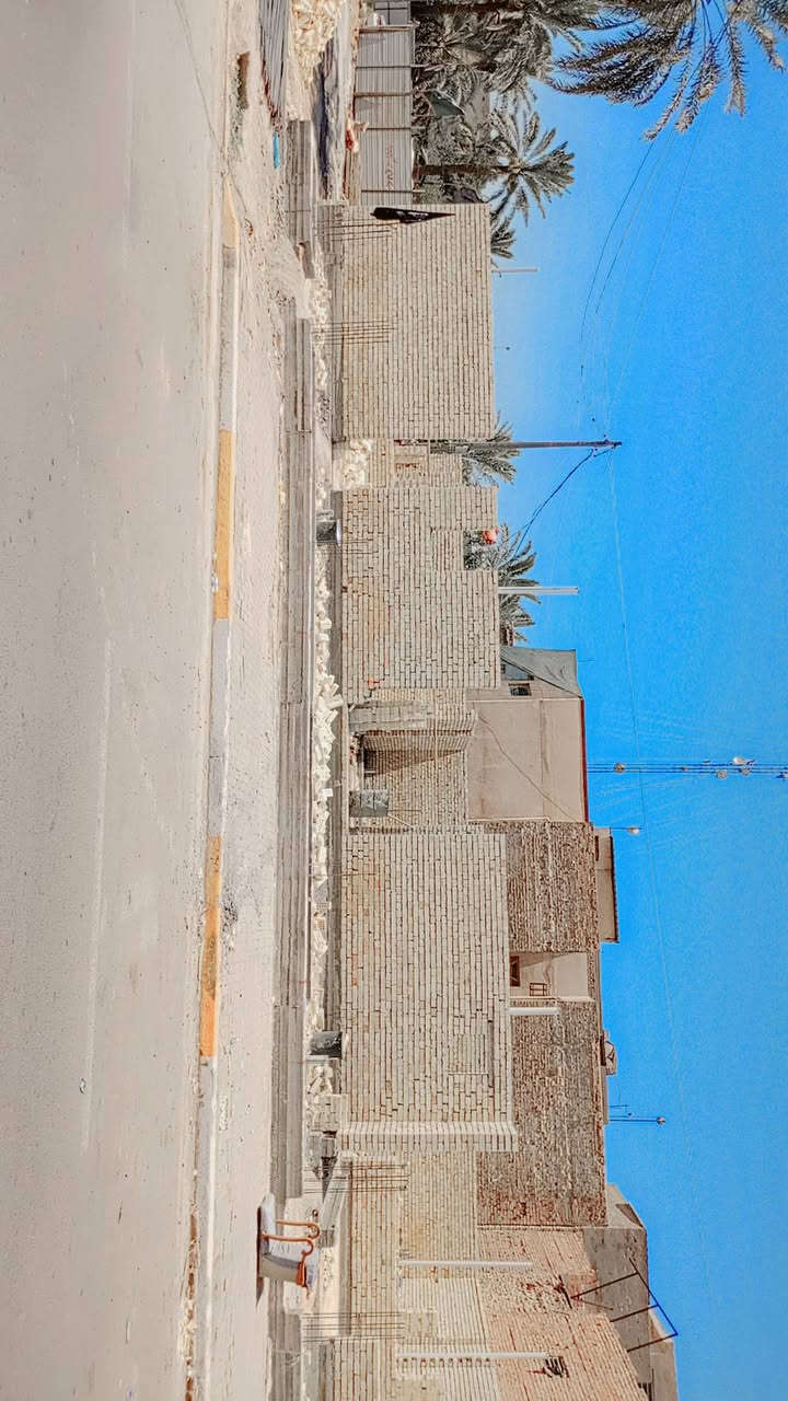 سلام عليكم خلفه بناء شقل درجة وإلى ستلام مهندس يشتقل كافة مناطق بغداد ***********
