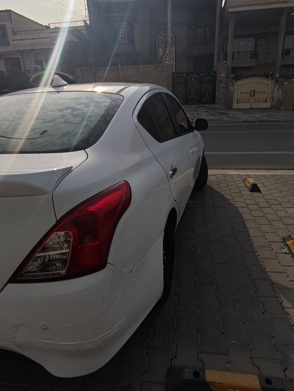 السلام عليكم 
اخوان للبيع 
نيسان صني 2022
لون ابيض 
بيها صبغ اربع قطع 
جاملغات خلفيه +جنطه + جاملغ امامي صفحه السائق
ماشيه 163الف 
معوقين بصره 
العنوان البصره -المعقل 
السعر 92مع المجال القليل 
رقم الهاتف ***********
