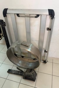 للبيع سيبايه ومساطر وكفر ستيل واتاند متحرك سبير وكفر جلد كلهم 55 الف م...