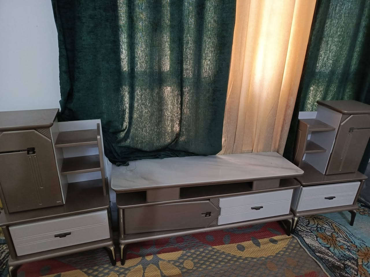 ميز بلازمه نضيف فول اربع جرارات وبابين نضام سحب زلغ مابي المكان الحمزه الغربي سعره مناسب


**إذا كنت صاحب هذا الإعلان وتريد حذفه لأي سبب، رجاءا أرسل رسالة إلى الدعم الفني**